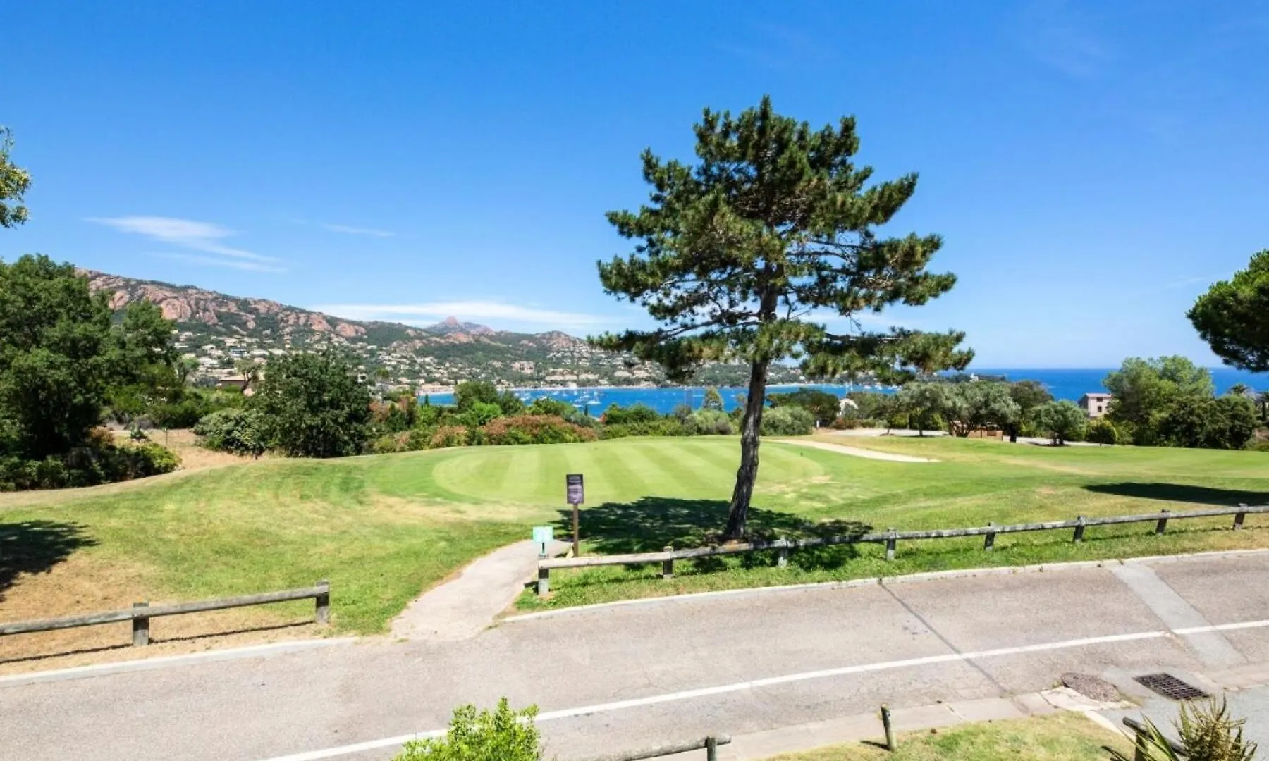 Residence Le Village De Cap Esterel - Maeva Home - Appartement 2 Pieces 5 Personnes Selection Mae-3658 Saint-Raphael  Saint-Raphael (Var)